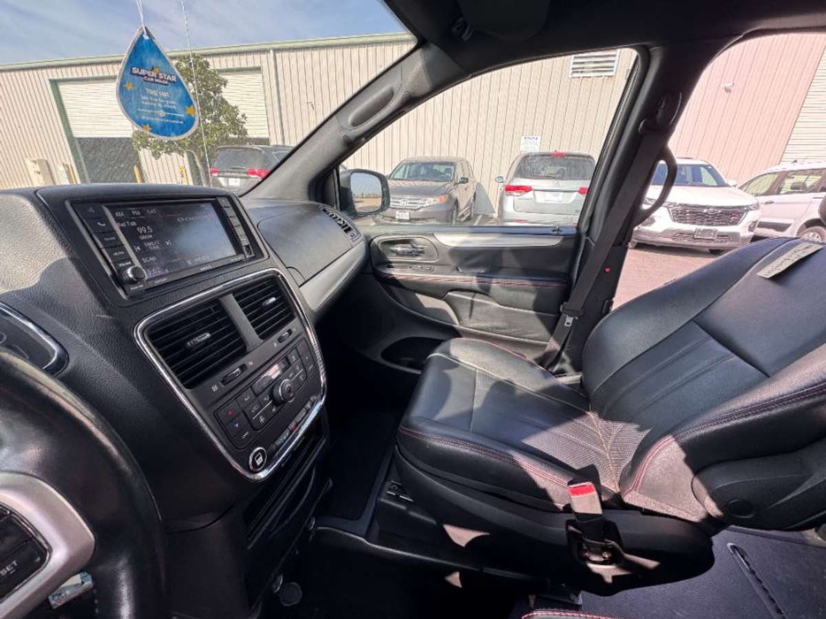 2019 DODGE GRAND CARAVAN - Image 7