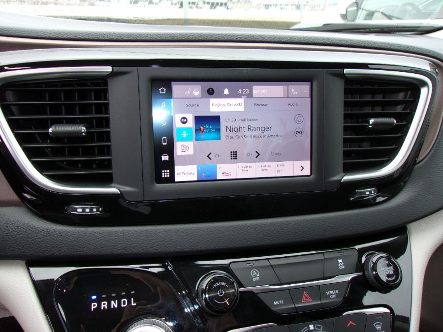 2022 CHRYSLER VOYAGER - Image 14