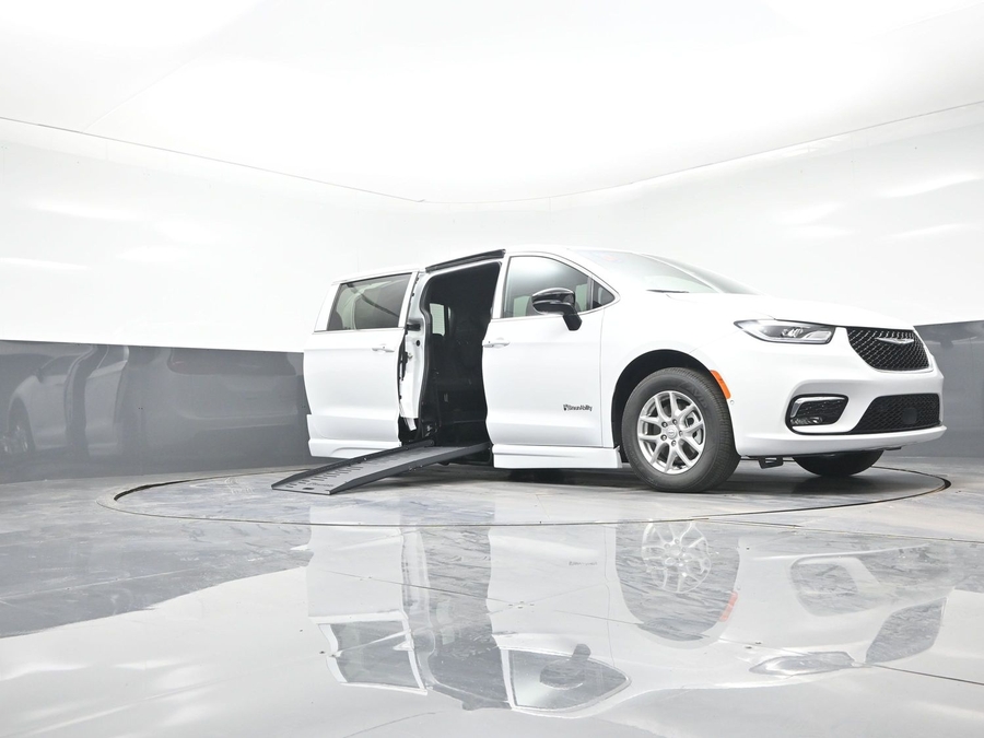 Blanco Chrysler Pacifica número de imagen 18