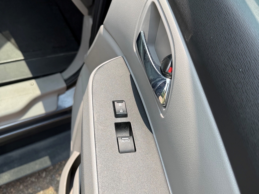2016 Honda Odyssey 12