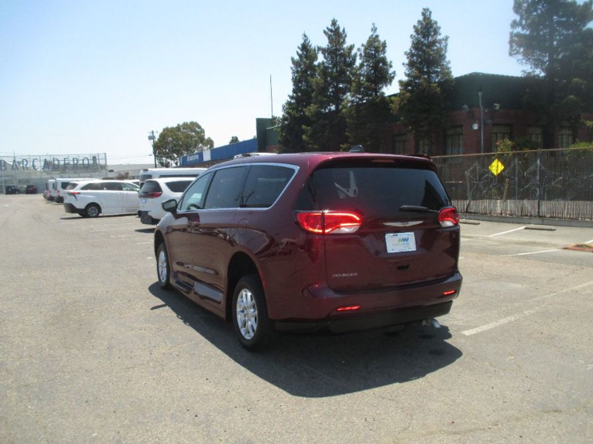 2022 CHRYSLER VOYAGER - Image 21