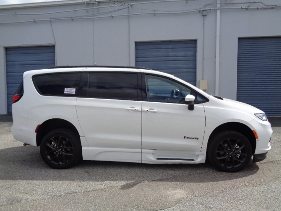 Used 2023 Chrysler Pacifica Touring L Sport - BraunAbility Side Entry Entry Fold Out Automatic Ramp