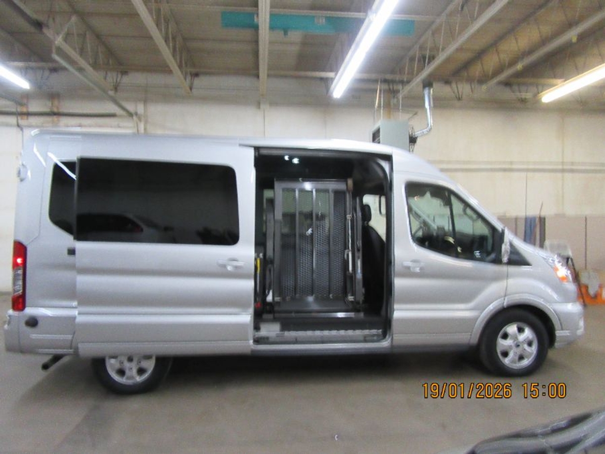 Silver Ford T250 image number 20