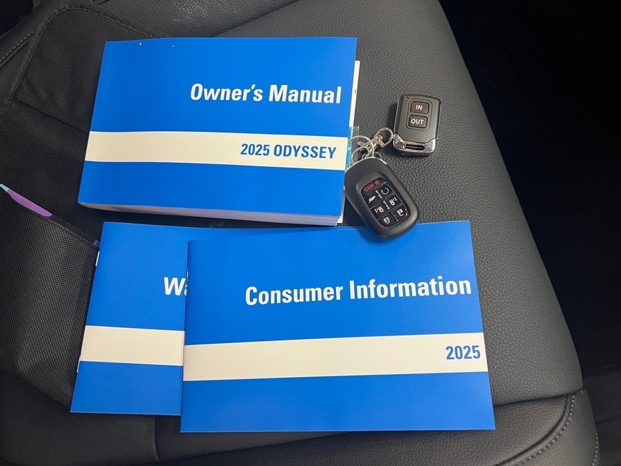 New 2025 Honda Odyssey EX-L - VMI Side Entry Entry In Floor Automatic Ramp