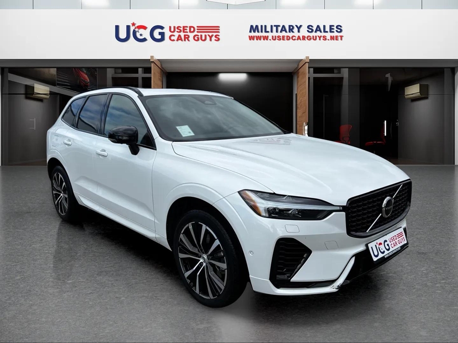 2023 Volvo XC60 Recharge T8 Plus Dark Theme AWD Up to 63 MPG
