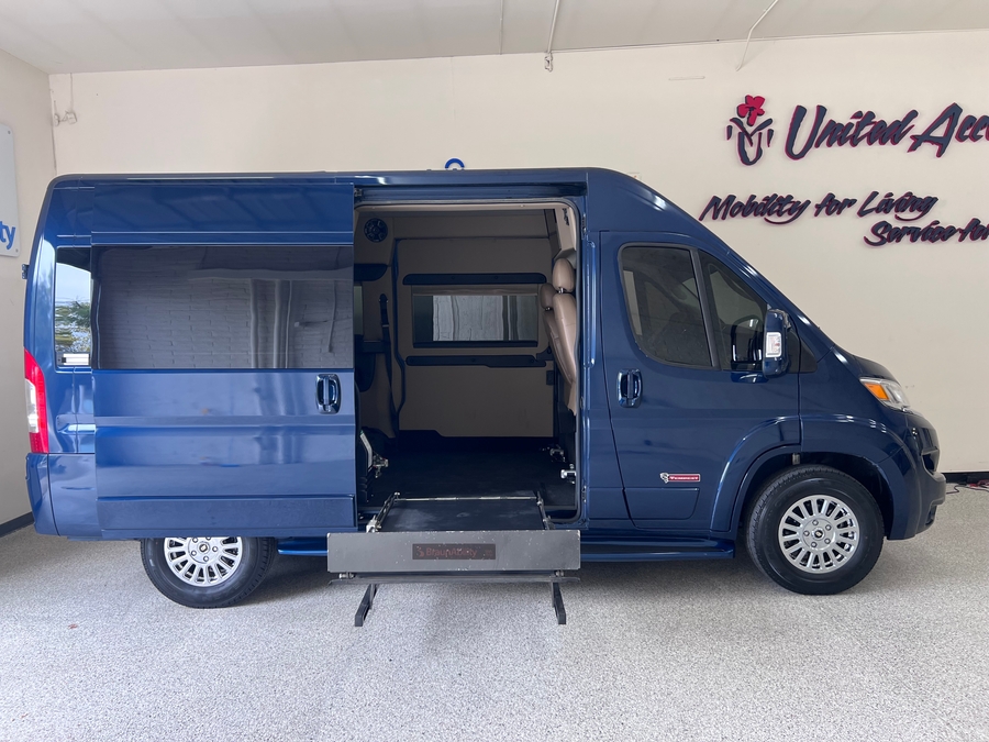Used 2023 Ram ProMaster 2500 HR 136 WB -  Side Entry Lift Automatic Ramp
