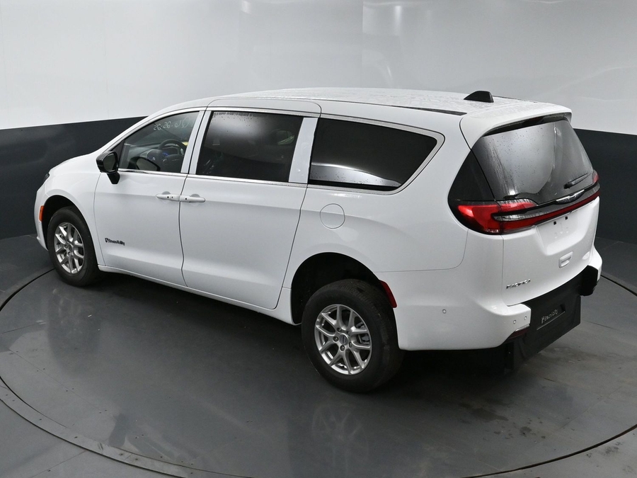 New 2026 Chrysler Pacifica Select Safety - BraunAbility Rear Entry Entry Fold Out Manual Ramp