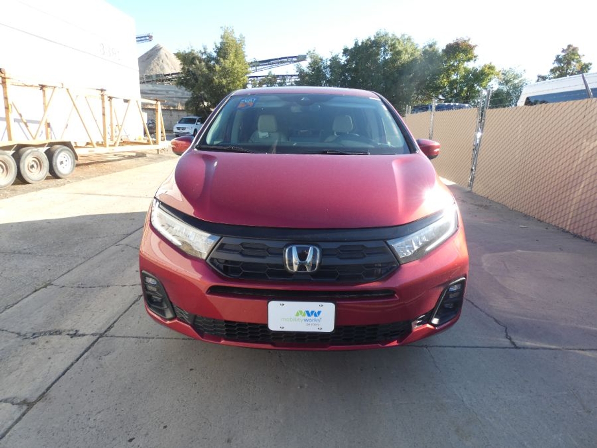 2025 Honda Odyssey EX-L's photo