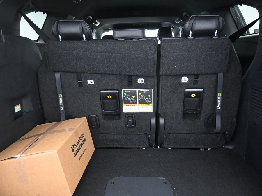 New 2026 Toyota Sienna Hybrid XSE Sport - BraunAbility Side Entry Entry Fold Out Automatic Ramp
