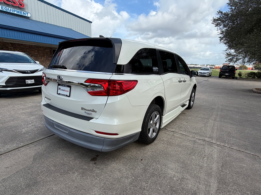 Used 2019 Honda Odyssey EX-L - BraunAbility Side Entry In Floor Automatic Ramp