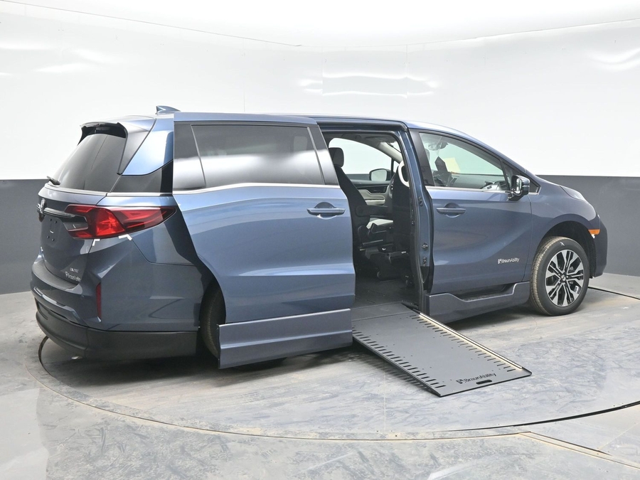 New 2026 Honda Odyssey Elite - BraunAbility Side Entry Entry In Floor Automatic Ramp
