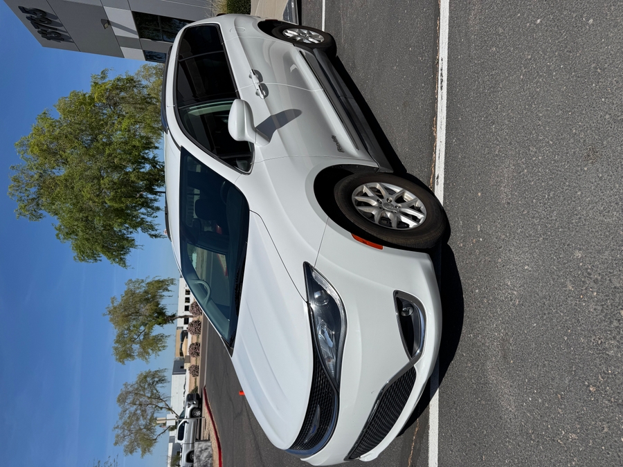 Used 2020 Chrysler Pacifica Touring L - BraunAbility Side Entry Entry Fold Out Manual Ramp