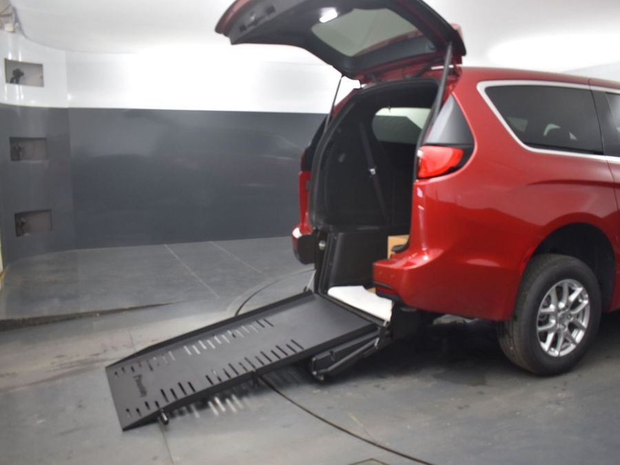 New 2025 Chrysler Voyager LX - BraunAbility Rear Entry Entry Fold Out Manual Ramp