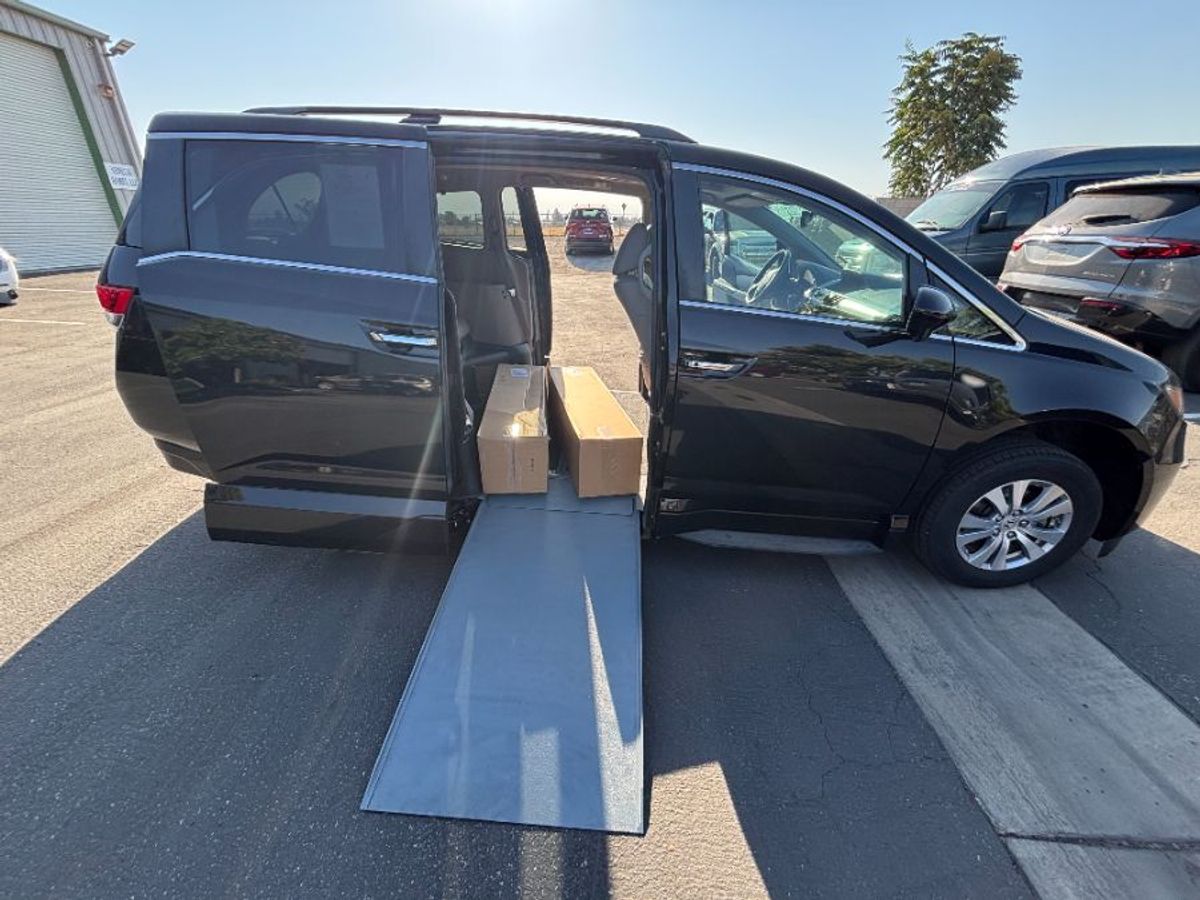 Honda Odyssey Handicap Minivans For Sale By Owner Wheelchair Van