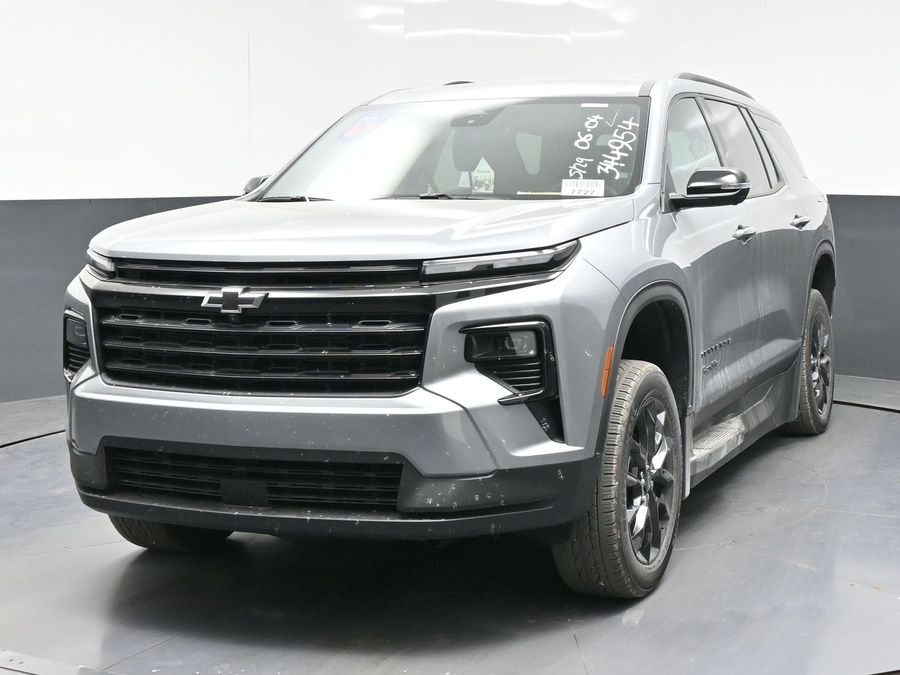 New 2026 Chevrolet Traverse 1LT Midnight Edition - BraunAbility Side Entry Entry In Floor Automatic Ramp