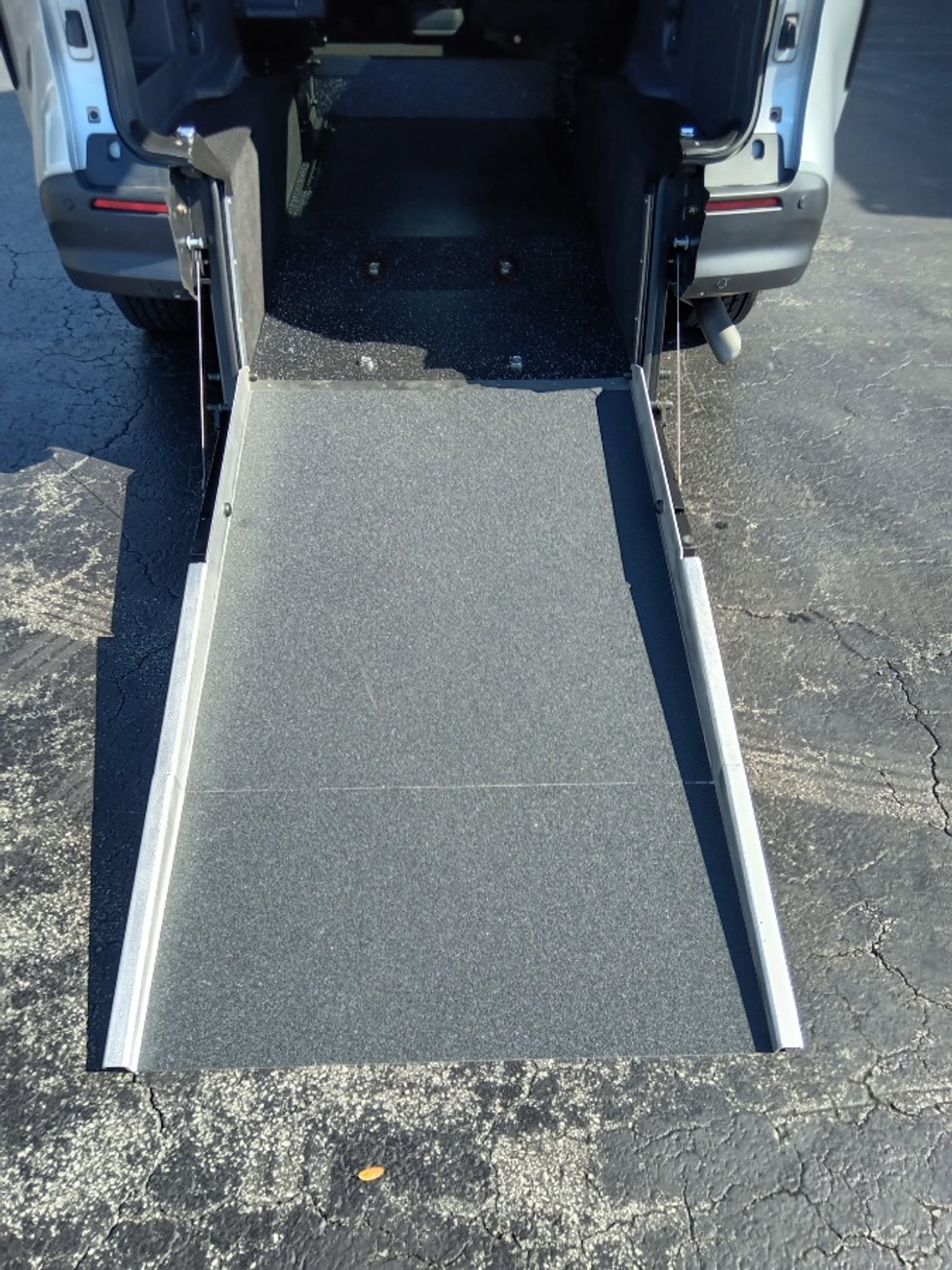 2024 TOYOTA SIENNA - Image 20