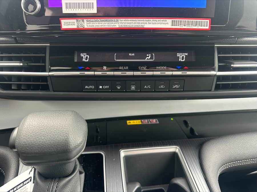 2025 TOYOTA SIENNA - Image 11