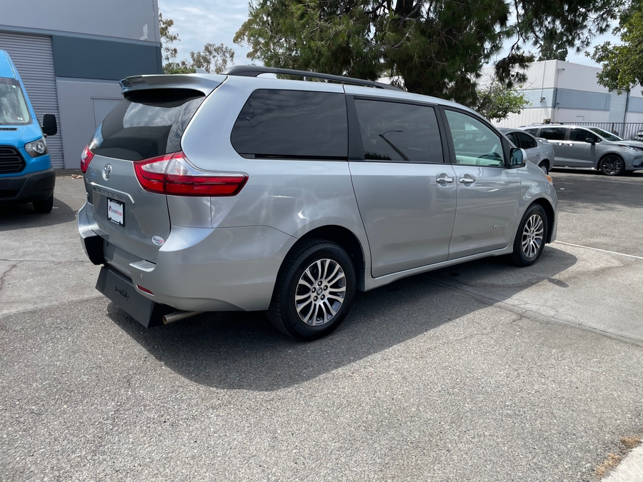 Used 2019 Toyota Sienna XLE - BraunAbility Rear Entry Fold Out Automatic Ramp