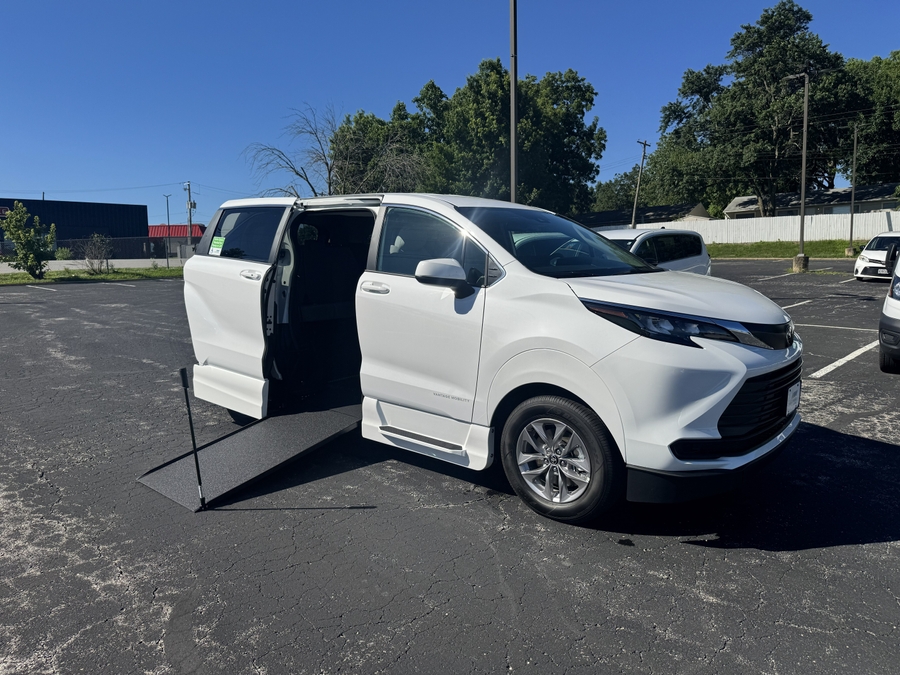White Toyota Sienna with Side Entry Manual In Floor ramp
