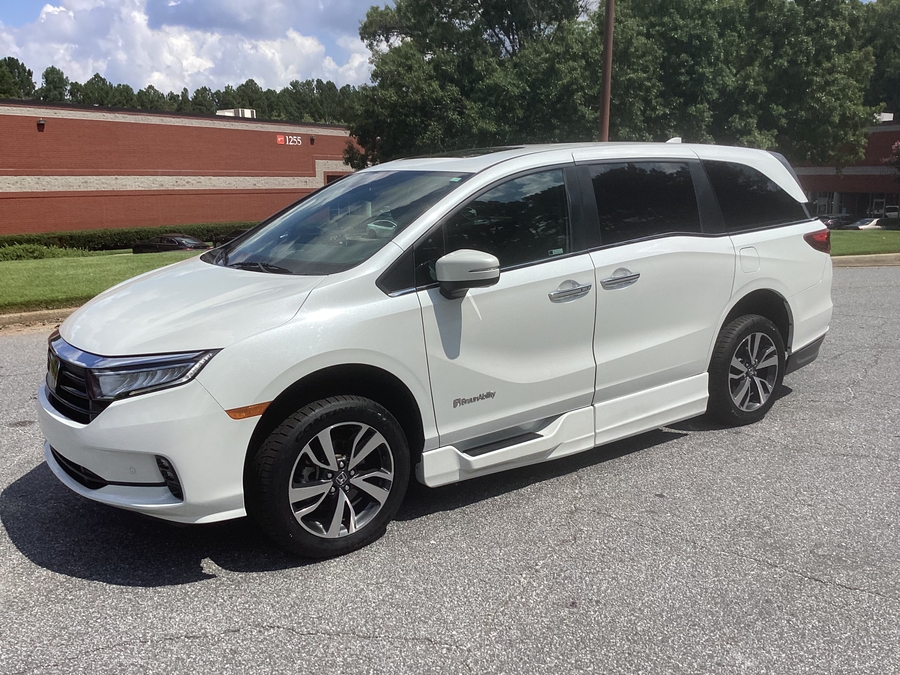  Honda Odyssey image number 1