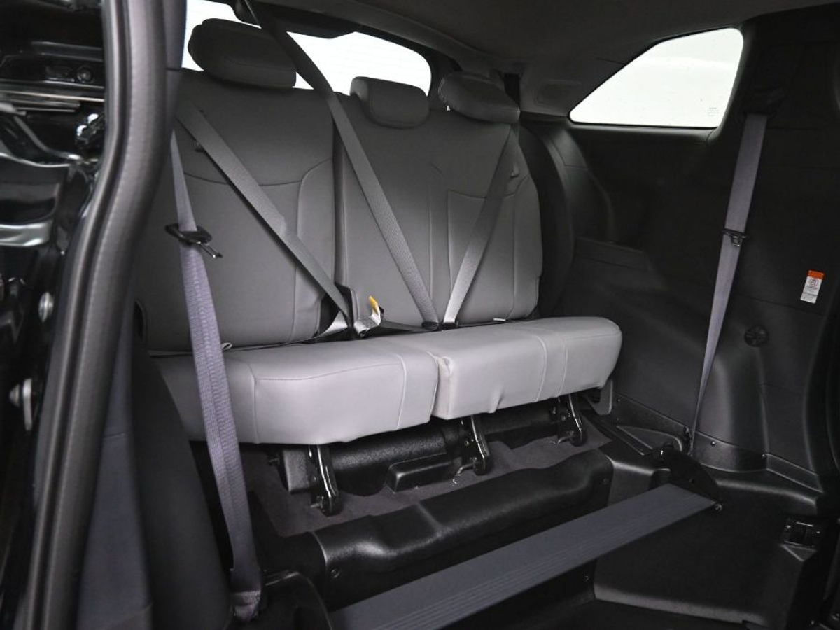 Black Toyota Sienna image number 6