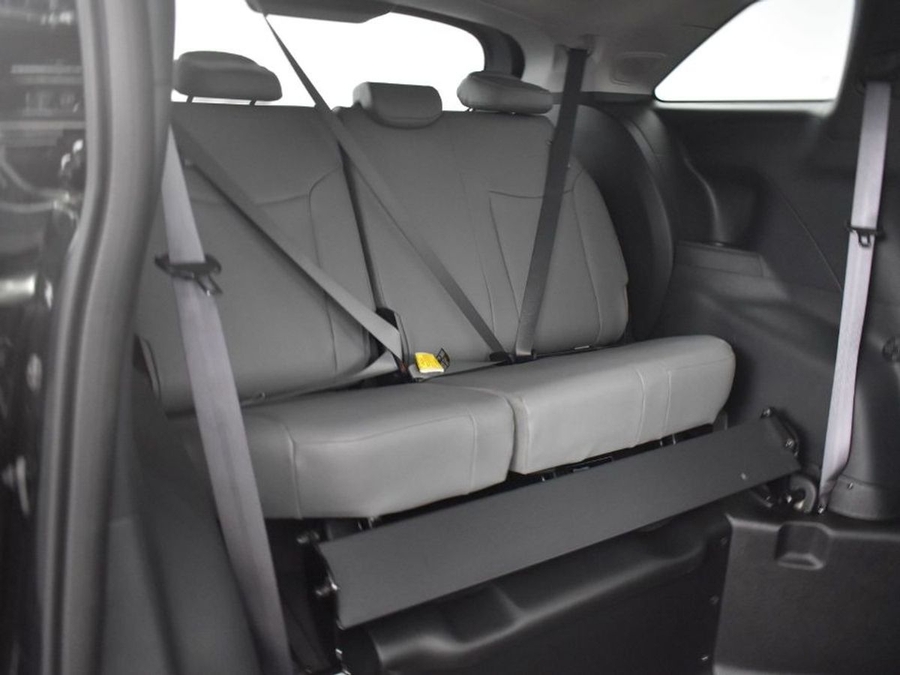 Black Toyota Sienna image number 12