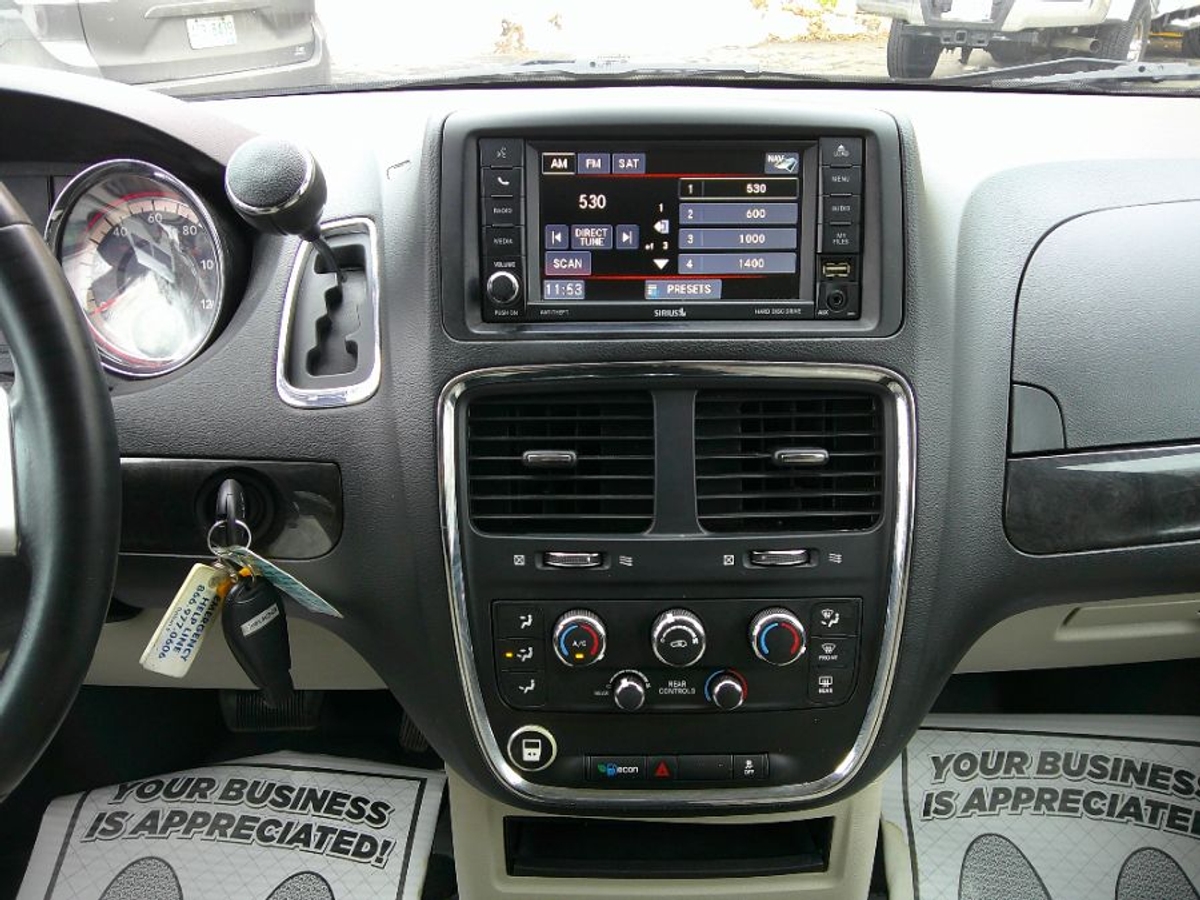 2016 DODGE GRAND CARAVAN - Image 14