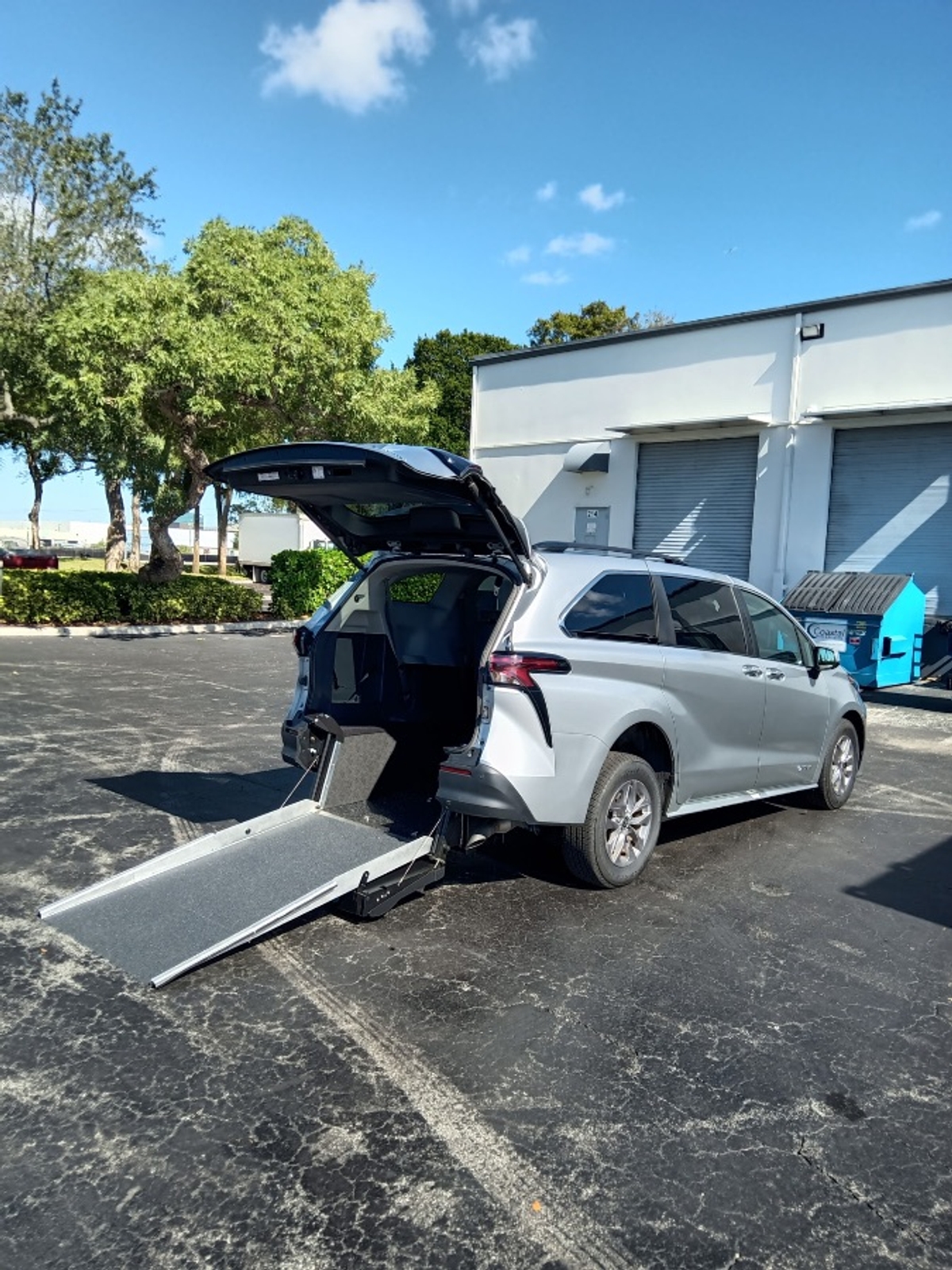 2024 TOYOTA SIENNA - Image 18