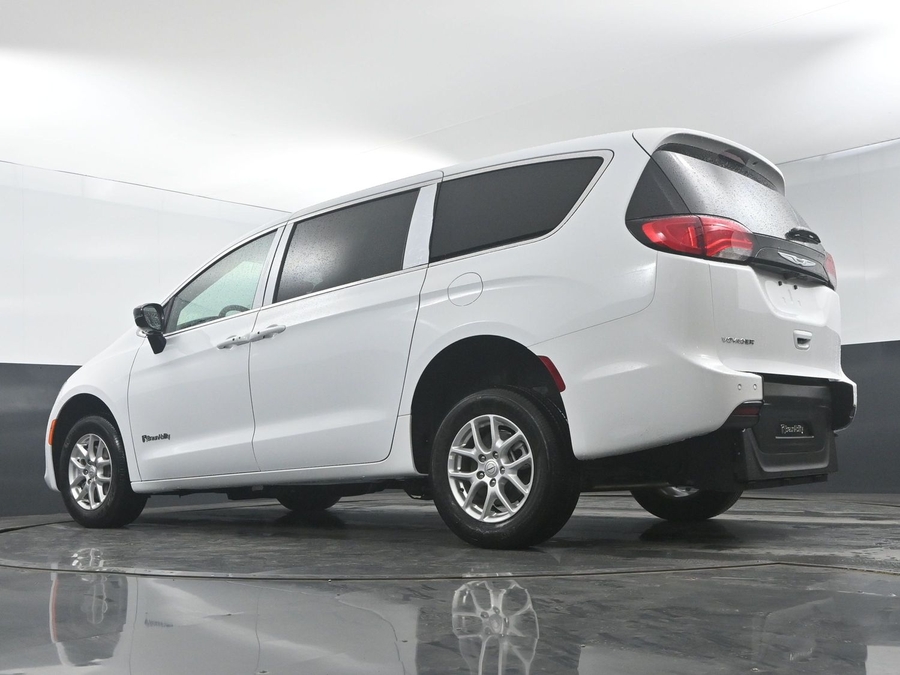New 2025 Chrysler Voyager LX - BraunAbility Rear Entry Entry Fold Out Manual Ramp