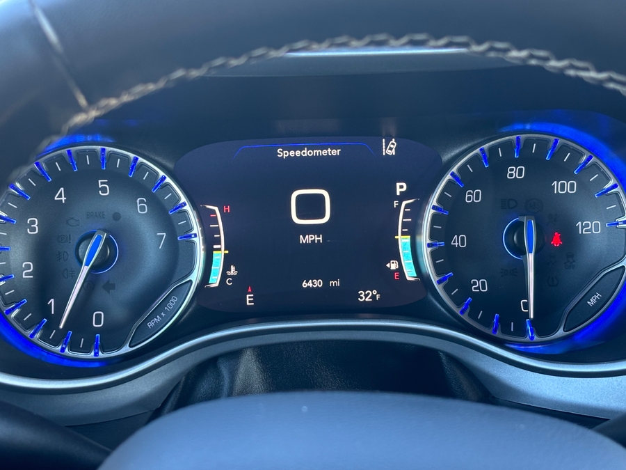 Used 2020 Chrysler Pacifica Touring L - BraunAbility Side Entry Entry In Floor Automatic Ramp