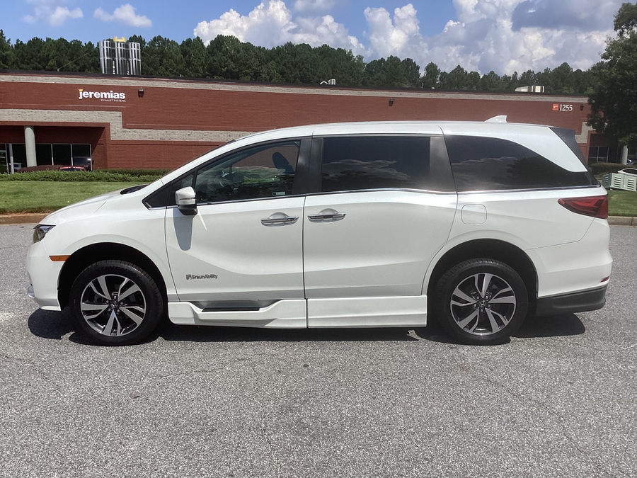  Honda Odyssey image number 2