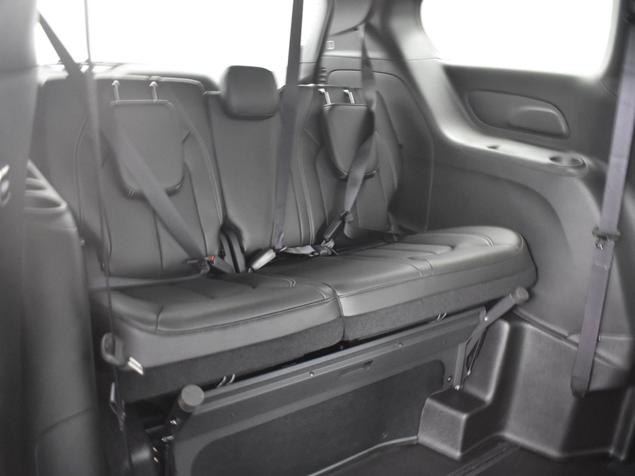 New 2025 Chrysler Pacifica Select Safety - BraunAbility Side Entry Entry Fold Out Automatic Ramp