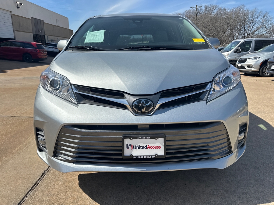 Used 2019 Toyota Sienna XLE - VMI Side Entry Entry In Floor Automatic Ramp