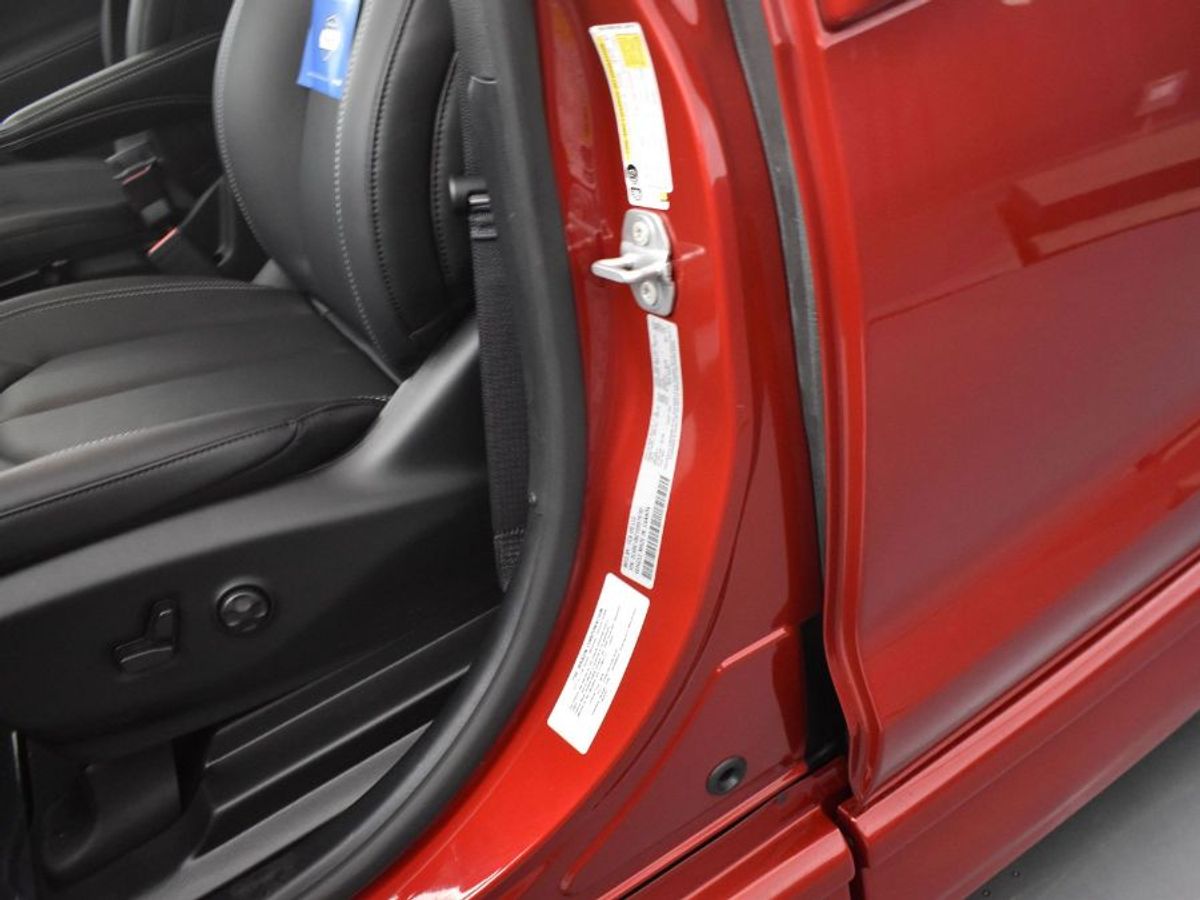 2025 CHRYSLER PACIFICA - Image 17