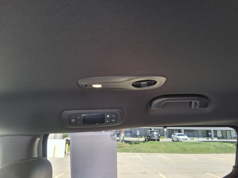 Blanco Chrysler Voyager número de imagen 18