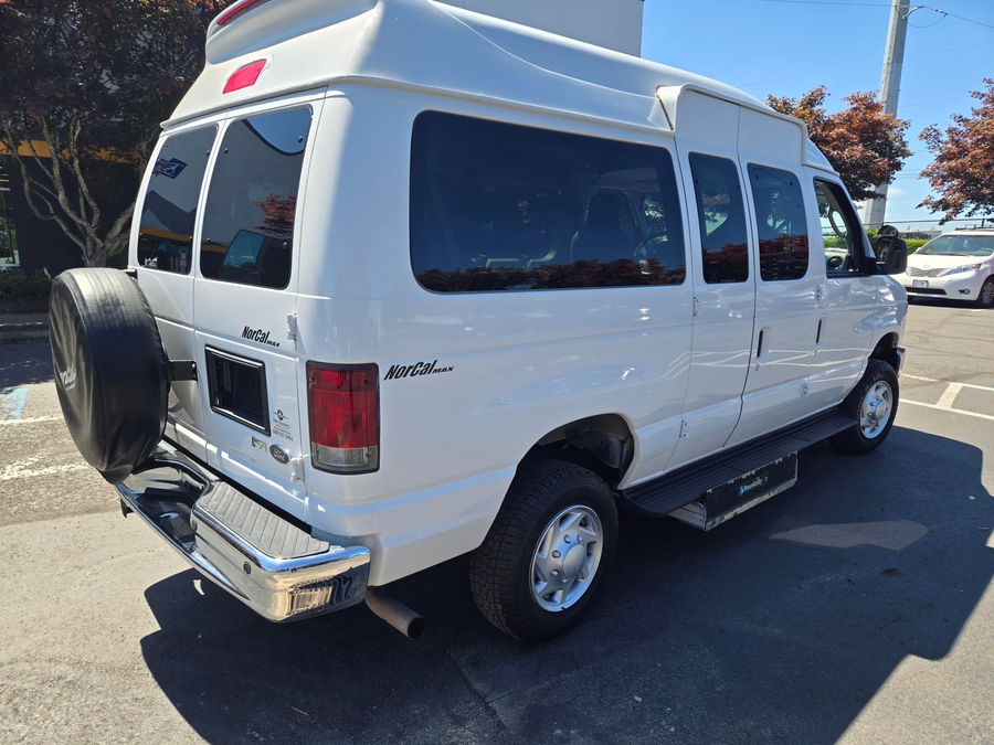 Used 2013 Ford Econoline E-350 SD XLT - OTH Side Entry Lift Automatic Ramp