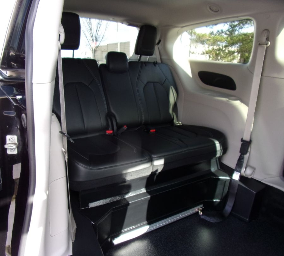 2024 CHRYSLER PACIFICA - Image 16