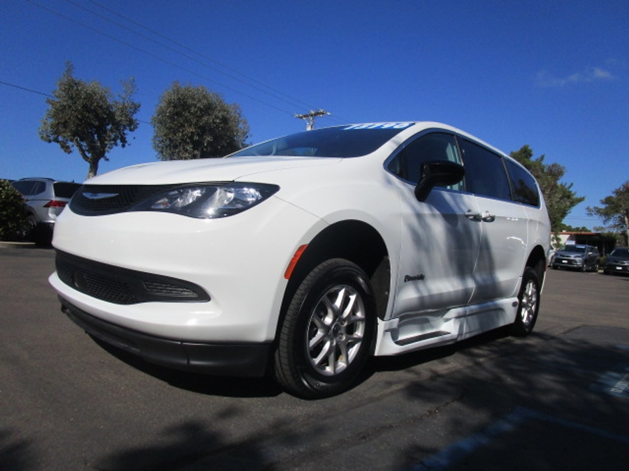 Used 2024 Chrysler Voyager LX - BraunAbility Side Entry Entry Fold Out Automatic Ramp