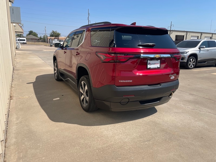 Used 2023 Chevrolet Traverse 3LT - BraunAbility Side Entry In Floor Automatic Ramp