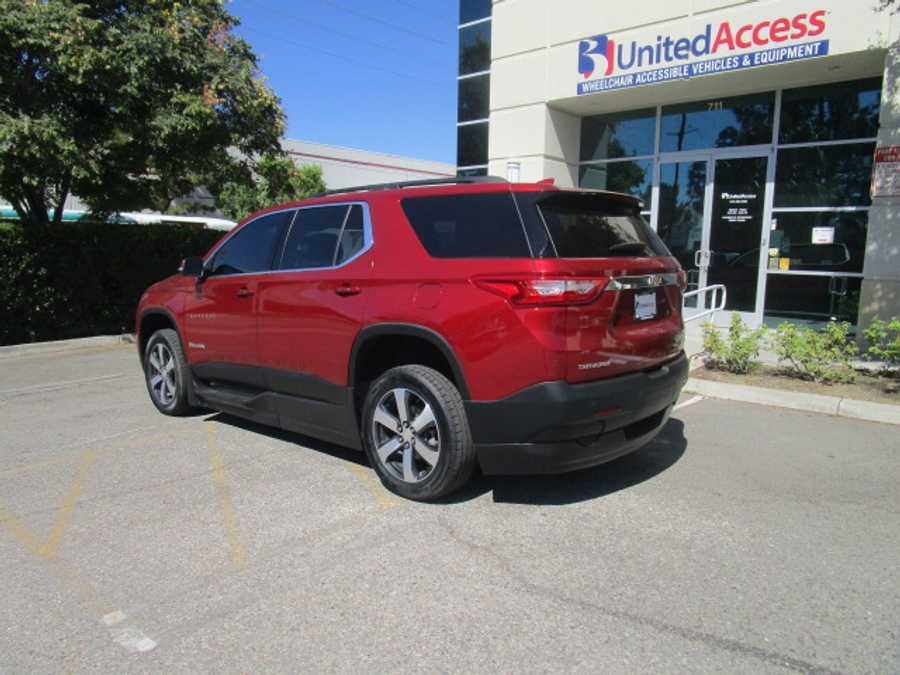 Used 2021 Chevrolet Traverse 3LT - BraunAbility Side Entry In Floor Automatic Ramp