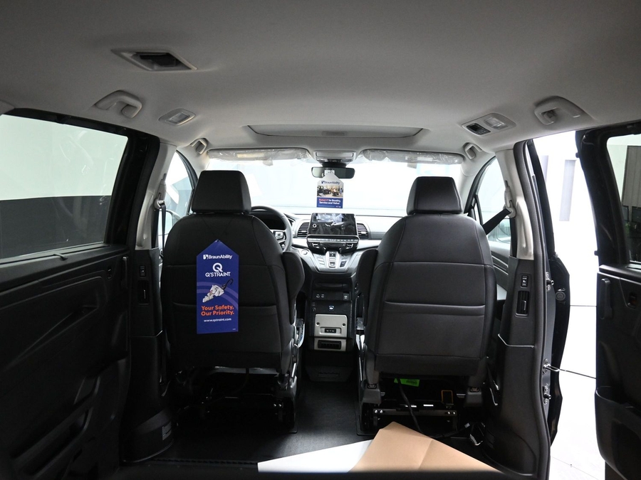 New 2026 Honda Odyssey EX-L - BraunAbility Side Entry Entry In Floor Automatic Ramp