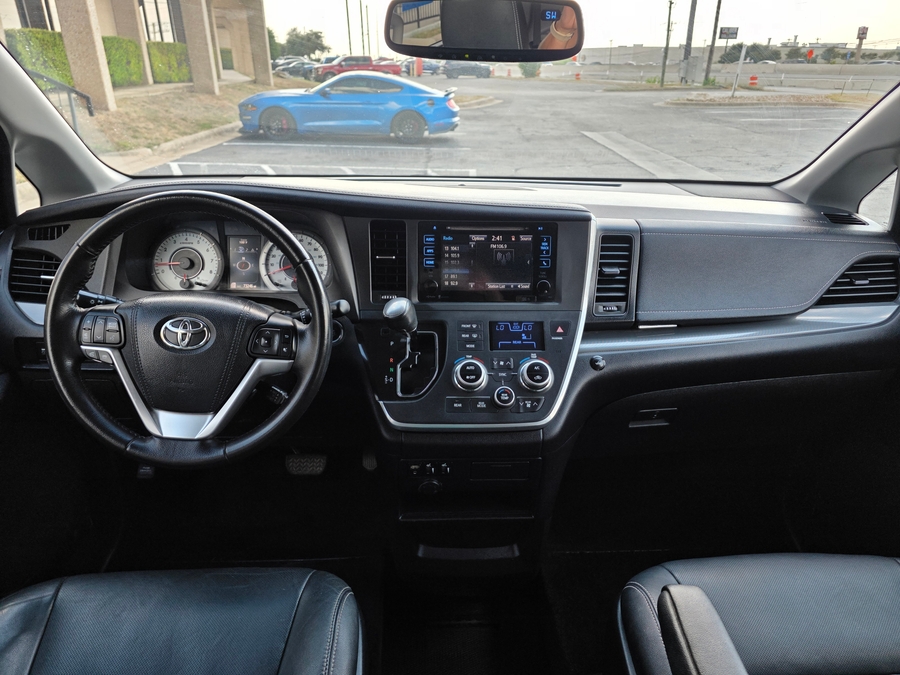 Used 2015 Toyota Sienna SE - VMI Side Entry Entry In Floor Automatic Ramp