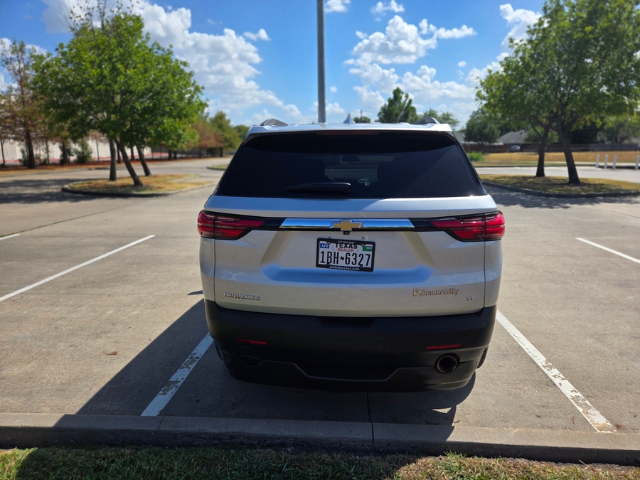 Used 2022 Chevrolet Traverse 1LT - BraunAbility Side Entry In Floor Automatic Ramp