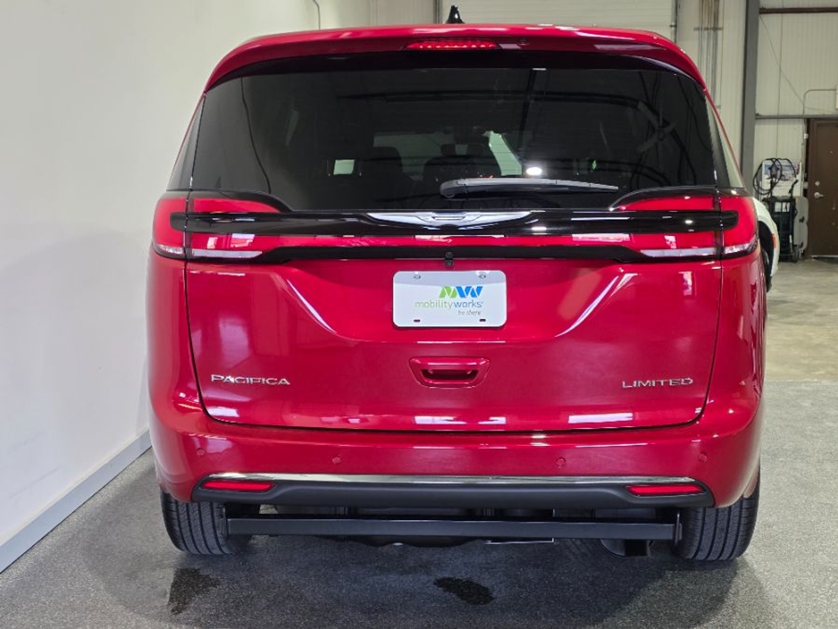 Red Chrysler Pacifica image number 5