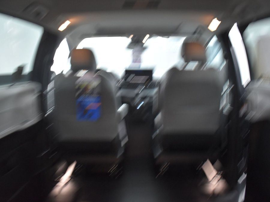 New 2025 Toyota Sienna Hybrid XLE Plus - BraunAbility Side Entry Entry In Floor Automatic Ramp