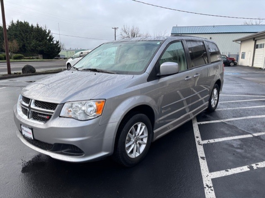Used 2016 Dodge Grand Caravan SXT - BraunAbility Side Entry Entry Fold Out Manual Ramp