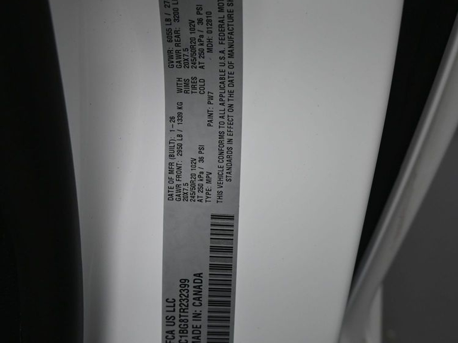 New 2026 Chrysler Pacifica Select Sport - BraunAbility Side Entry Fold Out Automatic Ramp