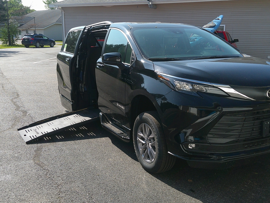 Black Toyota Sienna with Side Entry Automatic Fold Out ramp