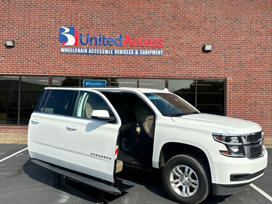 Used 2018 Chevrolet Suburban LT - Freedom Side Entry Entry Fold Out Automatic Ramp