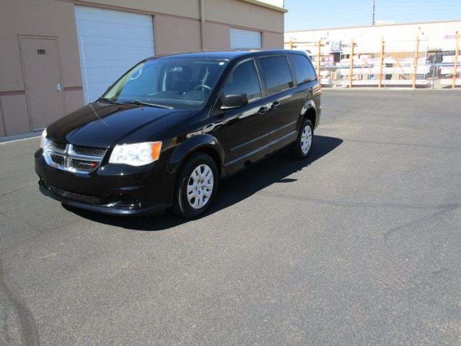 Used 2014 Dodge Grand Caravan American Value Package - Freedom Rear Entry Entry Fold Out Manual Ramp
